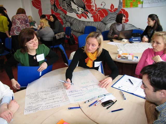 Members working together at a BMDA seminar